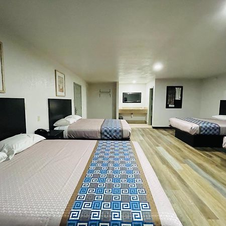 Budget Inn Ada Exteriör bild
